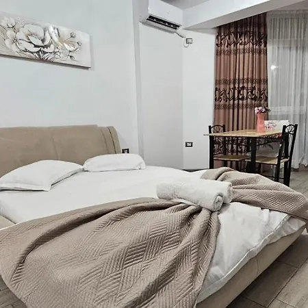 Mamaia Nord Promenada - Pool Si Langa Plaja Apartment *