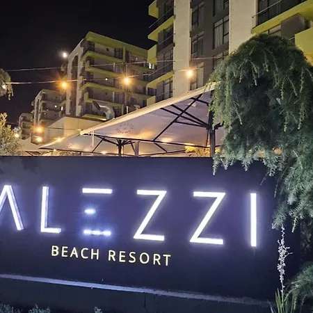 Mamaia Nord Promenada - Pool Si Langa Plaja *