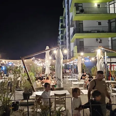 Apartment Mamaia Nord Promenada - Pool Si Langa Plaja *